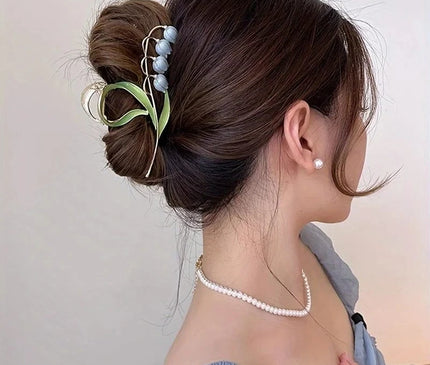 1PCS  Blue Bell Orchid Flowers Super Fairy Temperament Hair Accessories, Large Premium Feeling Scratch Clip, Autumn Hundred Shark Clip