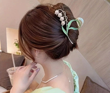 1PCS Lavender Bell Orchid Flowers Super Fairy Temperament Hair Accessories, Large Premium Feeling Scratch Clip, Autumn Hundred Shark Clip