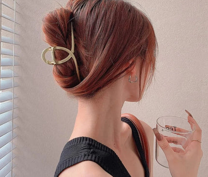 Gold Color Hollow Geometric Hair Clips Metal Hair Claw Cross Hairclip Headband Hairpin Hair Crab Women Hair Fashion Accessories